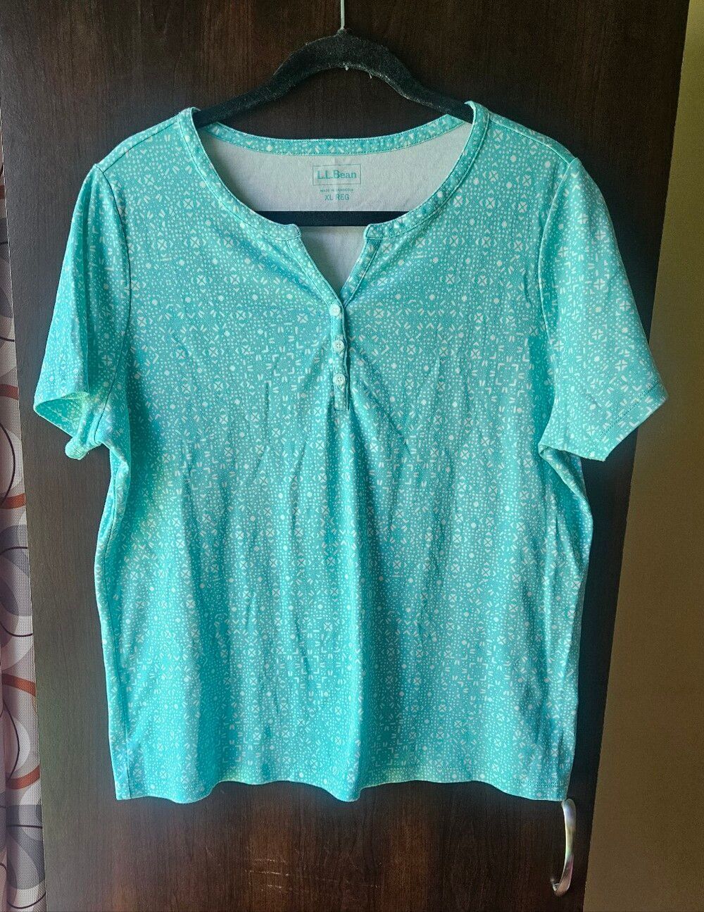 L.L. Bean Short-Sleeve Henley Tee in Aqua Blue with White Micro Print Size XL